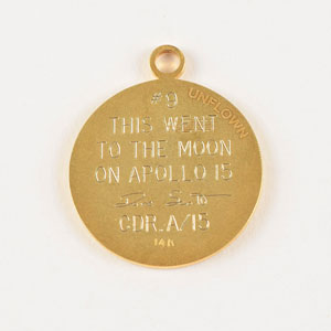 Lot #110 Dave Scott's Apollo 15 Gold Medallion - Image 2