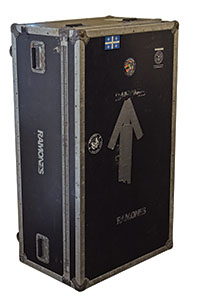 Lot #2498 CJ and Dee Dee Ramone's Tour-Used Bass Cabinet with Original Ramones Road Case - Image 4