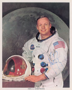 Lot #521 Neil Armstrong - Image 1