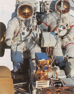 Lot #463  Apollo Astronauts - Image 4