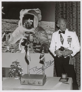 Lot #459 Buzz Aldrin - Image 1