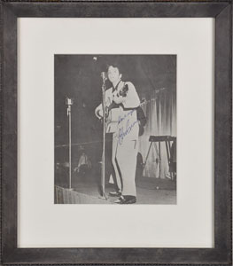 Lot #698 Elvis Presley - Image 1