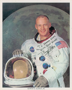 Lot #475  Apollo 11 - Image 1