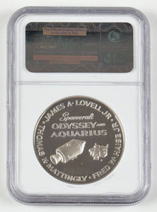 Lot #4381 James Lovell's Apollo 13 Franklin Mint Medallion - Image 2