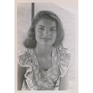 Lot #27 Jacqueline Kennedy Group of (5) Original Candid Photographs - Image 6