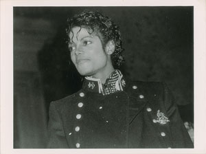 Lot #5159 Michael Jackson 1984 Thriller Tour Original Vintage Photograph - Image 1