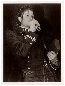 Lot #5160 Michael Jackson 1984 Thriller Tour Original Vintage Photograph - Image 1