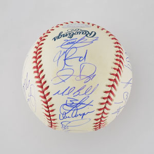 Lot #8276  Chicago White Sox 2005 World Series Champions Team Signed Baseball with 26 Signatures - Image 2