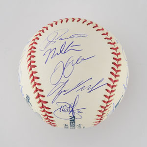 Lot #8276  Chicago White Sox 2005 World Series Champions Team Signed Baseball with 26 Signatures - Image 5