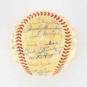 Lot #8241  1946 New York Yankees Team Signed Baseball with 27 Signatures including DiMaggio and Dickey - Image 3