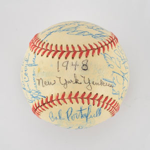 Lot #8242  1948 New York Yankees Team Signed Baseball with DiMaggio - Image 5