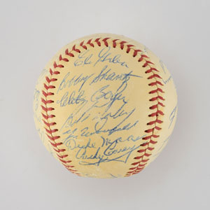 Lot #8254  1959 New York Yankees Team Signed Baseball with Mantle and Berra - Image 2