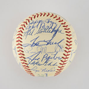 Lot #8253  1965 New York Yankees Team Signed Baseball with Mantle and Maris - Image 5