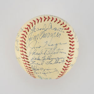 Lot #8255  1967 New York Yankees Team Signed Baseball with Mantle - Image 5