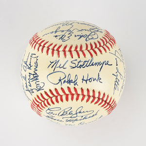 Lot #8257  1970 New York Yankees VERY HIGH GRADE Team Signed Baseball - Thurman Munson Rookie Year - Image 5