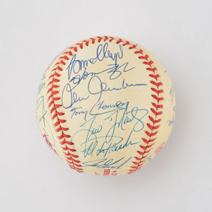 Lot #8260  1998 New York Yankees World Champions Team Signed Baseball with Jeter and Torre - Image 5