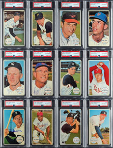 Lot #8188  1964 Topps Giants Completely PSA/DNA Autographed PSA Set (60) with Roberto Clemente Graded MINT 9! - Image 2