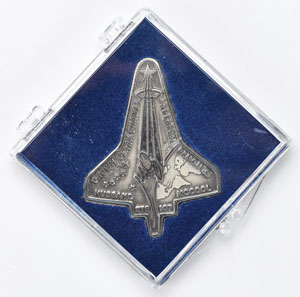 Lot #326  STS-107 Unflown Robbins Medal - Image 1