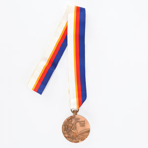 Lot #3116  Seoul 1988 Summer Olympics Bronze Winner’s Medal with Case - Image 2