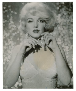 Lot #766 Marilyn Monroe - Image 1