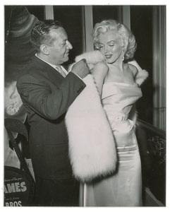 Lot #769 Marilyn Monroe - Image 1