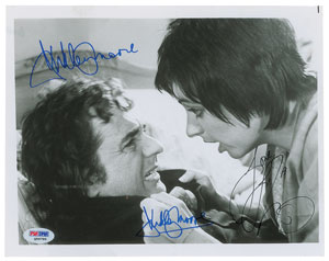 Lot #765 Liza Minnelli and Dudley Moore - Image 1