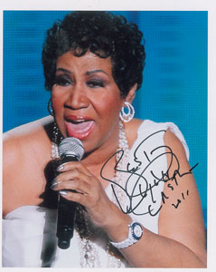 Lot #4441 Aretha Franklin Signed Photograph - Image 1