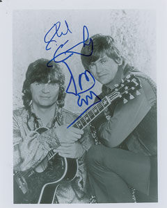 Lot #4397 The Everly Brothers Signed Photograph - Image 1