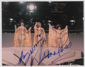 Lot #4470 The Supremes: Diana Ross and Mary Wilson Signed Photograph - Image 1