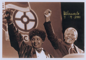 Lot #121 Nelson Mandela - Image 1
