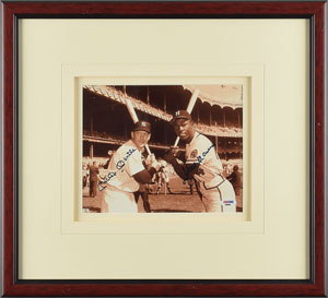 Lot #794 Mickey Mantle and Hank Aaron - Image 1