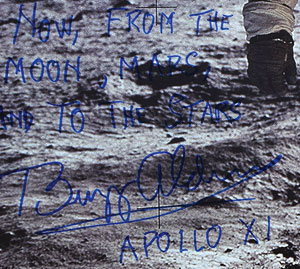 Lot #320 Buzz Aldrin - Image 2