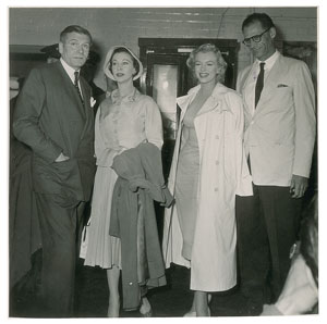 Lot #7288 Marilyn Monroe, Arthur Miller, Vivien Leigh, and Laurence Olivier Original Vintage Photograph - Image 1
