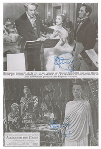 Lot #7338 Peter Cushing Signed Photographs - Image 2