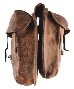 Lot #7064  Old Tucson Studios Tack Collection: Leather Saddle, Saddle Bags, and Bridle - Image 2