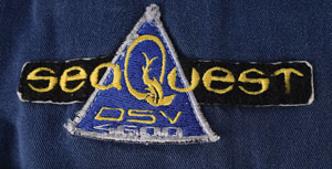Lot #7566  SeaQuest DSV Screen-Worn Costume - Image 3