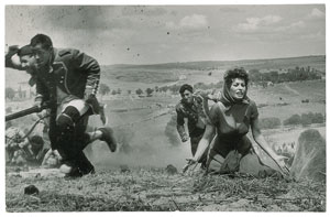 Lot #7323 The Pride and the Passion: Sophia Loren Trio of Original Photographs by Ernst Haas - Image 1