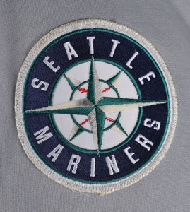 Lot #711 Ken Griffey, Jr. Game-Worn 1998 Seattle Mariners Jersey - Image 4