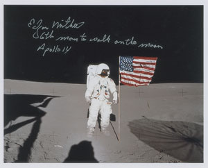 Lot #5307 Edgar Mitchell Signed Photograph - Image 1