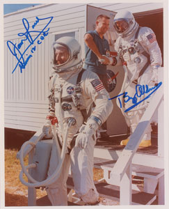 Lot #5053  Gemini 12 Signed Photograph - Image 1