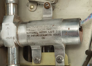 Lot #5098  Apollo CM Reaction Control System Oxidizer Panel - Image 4