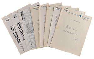 Lot #5352  Space Shuttle Documents and Manuals - Image 3