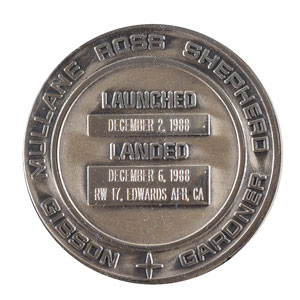 Lot #5358  STS-27 Unflown Robbins Medallion - Image 3