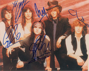 Lot #7328 The Quireboys Signed Photograph - Image 1