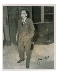 Lot #6134 Jonas Salk Signed Photograph - Image 1