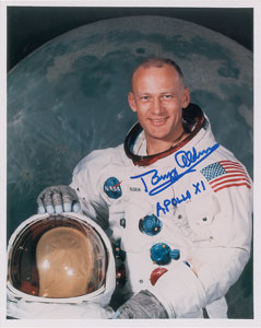 Lot #6299 Buzz Aldrin Signed Photograph