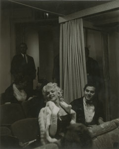 Lot #671 Marilyn Monroe - Image 1