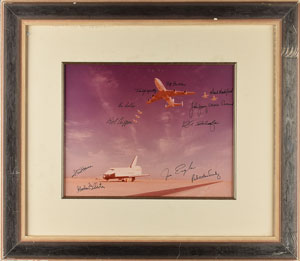 Lot #424  Space Shuttle - Image 1