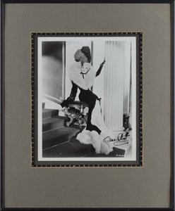 Lot #914 Mae West - Image 1