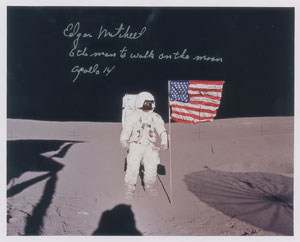 Lot #8451 Edgar Mitchell Signed Photograph - Image 1